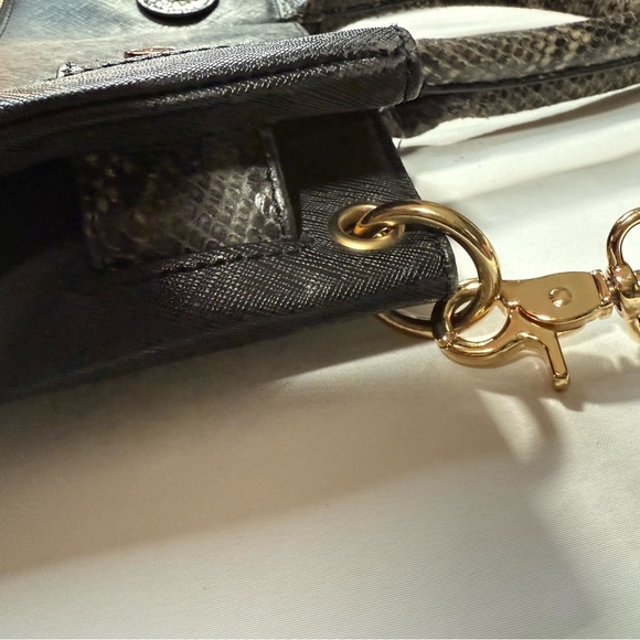 Badgley Mischka Elegant Black Tote - Picture 7 of 16